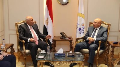 كامل الوزير :  يبحث مع محافظ كربلاء  الاستفادة من خبرات الشركات المصرية في مجالات النقل الحضري وتكنولوجيا المعلومات وإنشاء مشروعات النقل الجماعي الحديثة ومشروعات البنية التحتية بالعراق الشقيق 