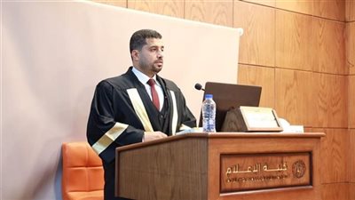 حسن إسماعيل يحصل على الدكتوراة في تأثير الإنفوجرافيك بالتسويق الإلكتروني