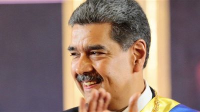 الرئيس مادورو بعد اداء اليمين : لقد امتثلنا للدستور ولارداة الشعب