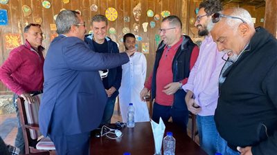 رئيس مدينة نويبع يستقبل رئيس البعثه التعليميه ووفد من مركز التدريب الاقليمي للمياه والتكيف المناخي