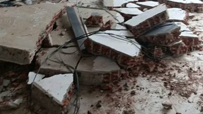 وفاة عامل بإصابات بليغة في حادث انهيار سقف داخل مول بالعاشر