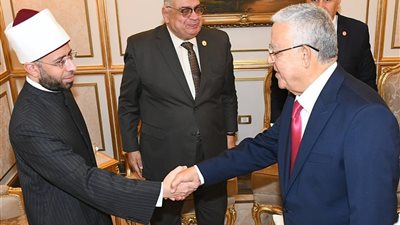 وزير الأوقاف يشهد الاجتماع الثامن لرؤساء المحاكم الدستورية والمحاكم العليا والمجالس الدستورية الإفريقية بالقاهرة