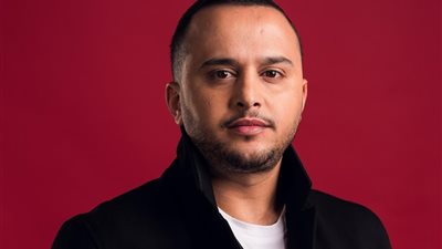 عزيز صالح يستعد لطرح أول أعماله المصورة 