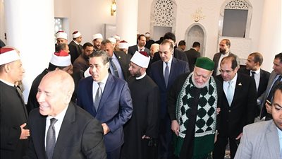 وزير الأوقاف: تطوير مسجد الطاهرة يمثل حالة من الجمال تليق بالإنسان المصري
