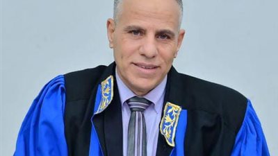 الدكتور عبد العزيز سليم وكيلاً لكلية التربية بجامعة دمنهور