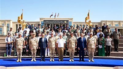 القوات المسلحة تنظم زيارة للملحقين العسكريين العرب والأجانب المعتمدين بجمهورية مصر العربية إلى الأكاديمية العسكرية المصرية وعدد من المشروعات القومية المصرية