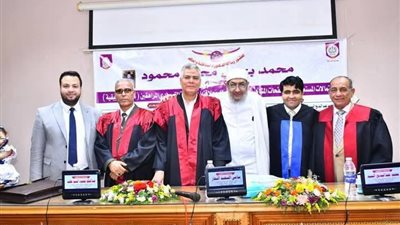 تهنئة رقيقة .. «أحمد عبده عوض» يهنئ الإعلامي محمد الشاعر لحصوله على «الدكتوراة»