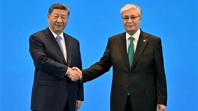 الرئيس توقاييف يؤكد على ضرورة اعتماد استراتيجية طويلة الأجل للتعاون بين الصين والولايات المتحدة