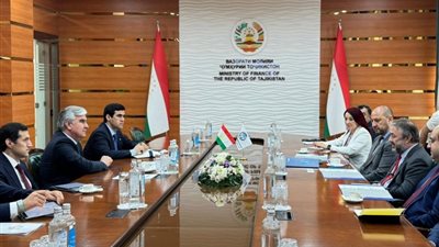 مناقشة تنفيذ المشاريع ذات الأولوية لطاجيكستان في آسيا الوسطى مع البنك الدولي