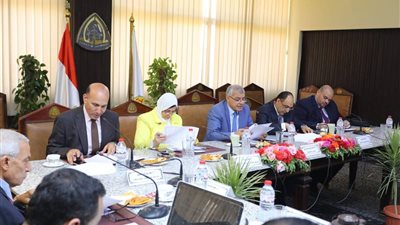 جامعة الزقازيق :  صرف حافز اثابة لأعضاء هيئة التدريس ومعاونيهم والعاملين بقطاعي التعليم والمستشفيات الجامعية 