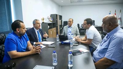 عاجل.. اتحاد الكرة يعلن اتفاقه مع الزمالك رسميًا لتسوية المديونيات المستحقة 