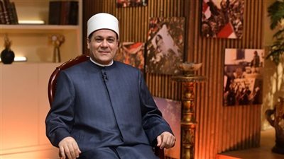 مظهر شاهين: 