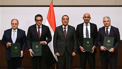 رئيس الوزراء يشهد توقيع بروتوكول تعاون مشترك لإنشاء وتطوير خمس مدارس تكنولوجيا تطبيقية مُتخصصة في صناعة الأدوية