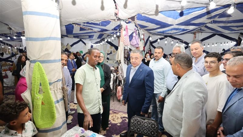 معرض  إيد حكاية 