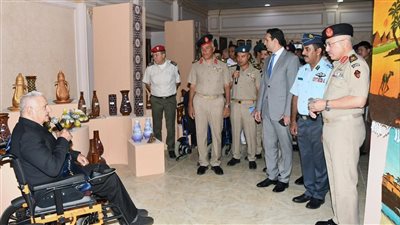 القوات المسلحة تنظم معرضًا فنيًا لعرض إبداعات المحاربين القدماء في أكتوبر