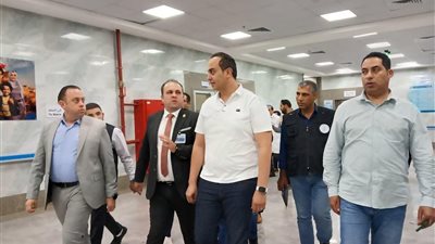 جولة رئيس هيئة الرعاية الصحية: استعدادات طبية مكثفة لقمة شرم الشيخ للسلام 