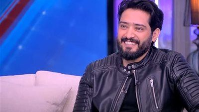 كنت حابب تكون بصوتها هي.. أحمد زعيم يطرح أغنية مابكدبش 
