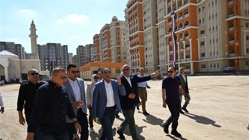 رئيس الوزراء جولة