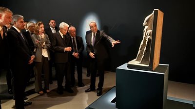 رئيس جمهورية إيطاليا يفتتح معرض كنوز الفراعنة بحضور وزير السياحة والآثار المصري