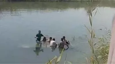 قنا : مصرع 3 أشخاص وإصابة 12 اخرين إثر انقلاب ميكروباص 