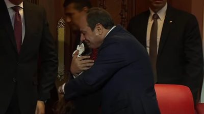 الرئيس عبدالفتاح السيسي يحقق حلم الطفلة الفلسطينية ريتاج حجا 