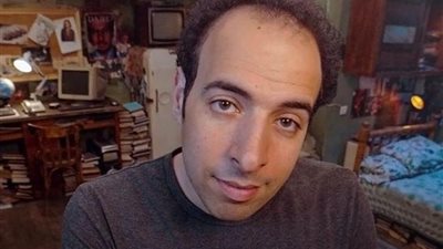 بعد تألقه أمام الرئيس السيسي.. الدحيح رحلة علمية ناجحة 