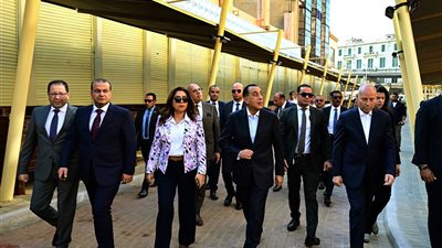 رئيس الوزراء يفتتح مشروع تطوير سوق العتبة أعرق الأسواق الشعبية بوسط القاهرة 