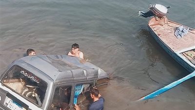 القليوبية: مصرع  3 أشخاص  إثر انقلاب سيارة سوزوكي في ترعة