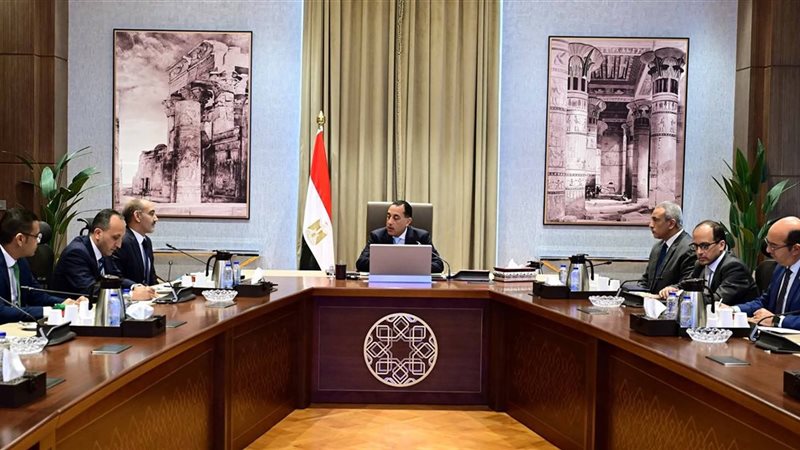رئيس مجلس الوزراء