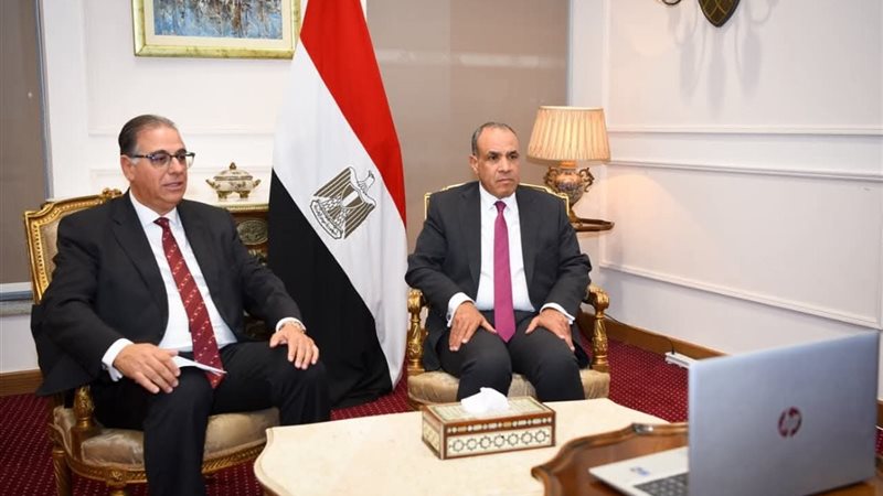 وزير الخارجية 