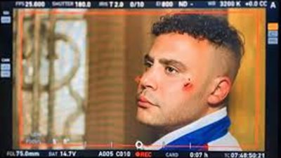 محمد إمام يشوق الجمهور بصورة من كواليس مسلسل الكينج 