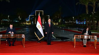 رئيس الوزراء يوقع مذكرة تفاهم لإنشاء مركز ثقافي وتدريبي لتعليم الحرف اليدوية