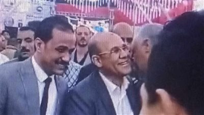 أهالي منشية علي حسن يستقلبون مرشحى التحالف بمحافظة السويس علي إنغام السمسمية 