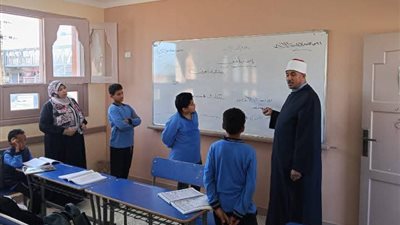 منطقة السويس الأزهرية تتابع سير الدراسة بمعاهد المنطقة بالمحافظة