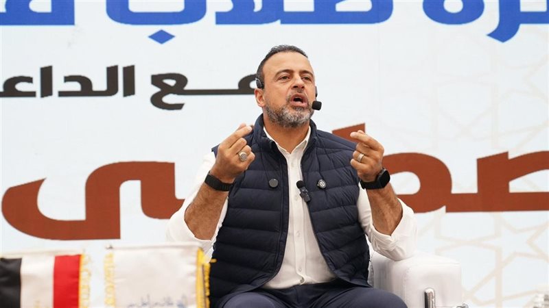 مصطفي حسني 