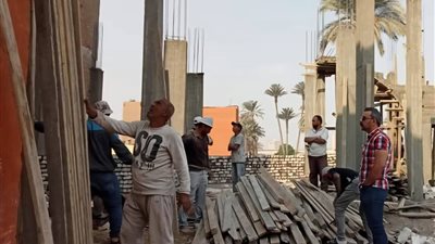 مجلس مدينة أبو النمرس بالجيزة يتصدى للمخالفين والتعديات على الأراضي الزراعية  