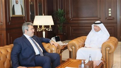 لقاءات السفير المصري في الدوحة لدعم العلاقات المصرية - القطرية