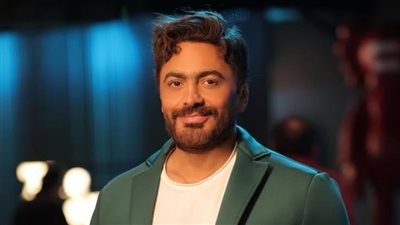 بعد تعرضه لوعكة صحية.. نجوم الفن يدعمون تامر حسني 