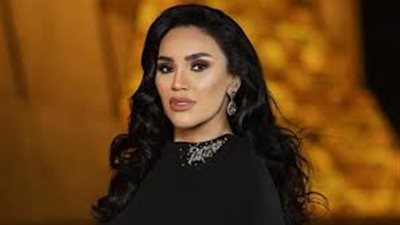 مي فاروق وصابر الرباعي يتألقون في مهرجان الغناء بالفصحى