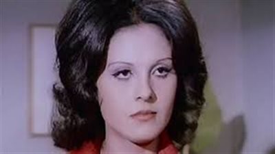 ما سر إعتزال حياة قنديل وعلاقتها بـ عائلة رشدي أباظة 