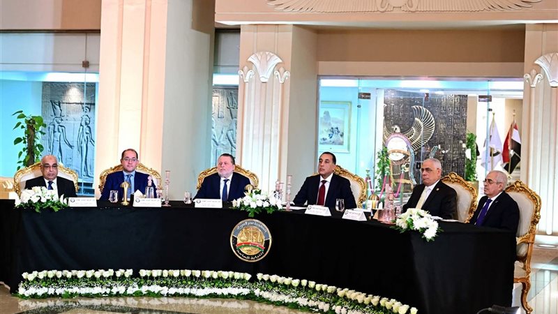 رئيس الوزراء 