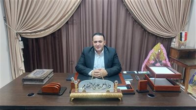 رئيس كفر صقر يتابع أعمال تمهيد الطرق والنظافة بأبو الشقوق لتعزيز الخدمات 