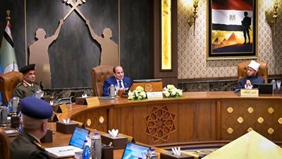 شهد الرئيس السيسي اختبارات كشف الهيئة للطلبة المُتقدمين للالتحاق بالأكاديمية العسكرية المصرية 