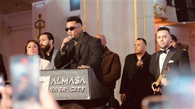 المخرج محمد زكريا يحتفي بمحمد رمضان في ملتقى التميز والإبداع 