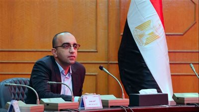 نائب محافظ الإسماعيلية يوجَّه بتطبيق آلية إصدار تراخيص أبراج المحمول بالأحياء والمراكز
