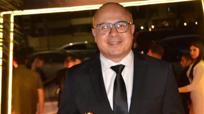 تتويج خالد حسين بجائزة أفضل دي جي في الشرق الأوسط لعام 2025 