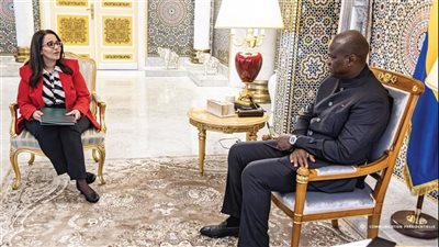 السفيرة المصرية تلتقي رئيس الجمهورية الجابوني لتعزيز التعاون الثنائي بين البلدين