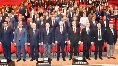 وزير التعليم العالي ورؤساء الجامعات يفتتحون المنتدى الخامس لاتحاد رؤساء الجامعات الروسية 