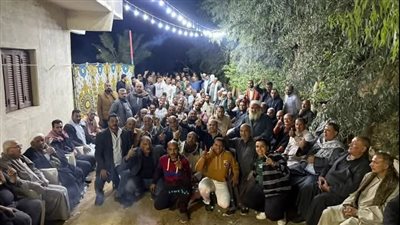 بدء توافد أهالي الجناين علي مقر إقامة مرشح مستقبل وطن 