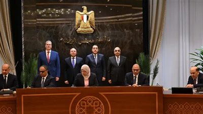 رئيس الوزراء يشهد توقيع اتفاقية تسوية بين الجهات الحكوميةوشركة جنوب الوادي للأسمنت